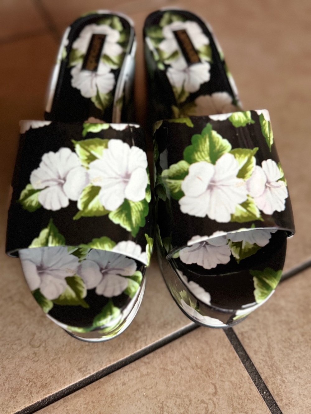 Larroude Miso Floral  Chunky Heel Platform  Shoes Size 7 Original. $325